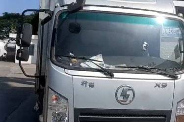 二手陕汽商用车 轩德X9 标载版 156马力 4.15米单排厢式轻卡(国五) 单桥 福田康明斯二手载货车 蓝牌