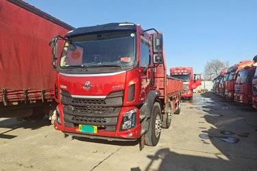 二手东风柳汽 新乘龙M3 260马力 6X2 6.8米栏板载货车(国六) 前四后四 玉柴二手载货车 黄牌