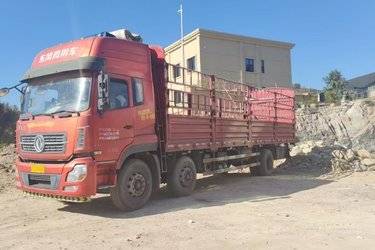 二手东风商用车 天龙重卡 245马力 6X2 9.6米仓栅式载货车(国五) 前四后四 东风康明斯二手载货车 黄牌