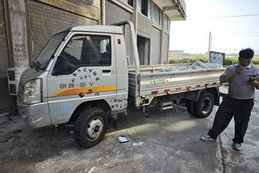 二手凯马 锐菱 1.1L 60马力 汽油 3.05米单排栏板微卡(青山5挡)(国五) 单桥 五菱柳机二手载货车 蓝牌