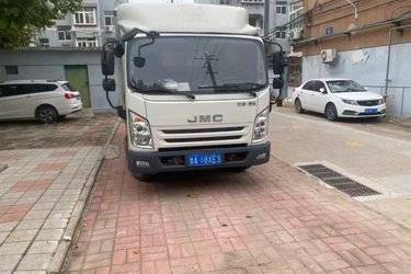 二手江铃 凯运升级版 宽体 强劲款 152马力 4.08米单排厢式轻卡(国五) 单桥 江铃二手载货车 蓝牌