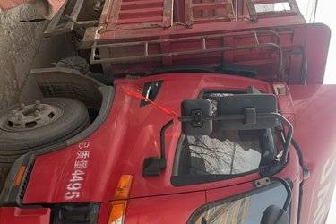 二手江淮 骏铃V6 156马力 4.18米单排仓栅式轻卡(国五) 单桥 云内动力二手载货车 蓝牌