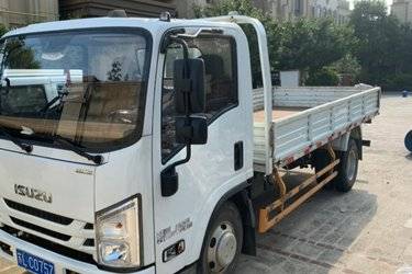 二手江西五十铃 翼放ES7 标准版 170马力 4.2米单排栏板轻卡(国六) 单桥 江西五十铃二手载货车 蓝牌