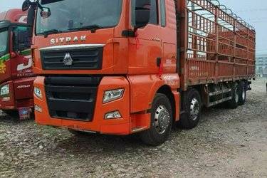 中国重汽 汕德卡SITRAK C7H重卡 540马力 8X4载货车底盘(国五) 前四后八 曼二手载货车 黄牌 中国重汽 汕德卡SITRAK C7H重卡 540马力 8X4载货车底盘(国五) 前四后八 曼二手载货车 黄牌