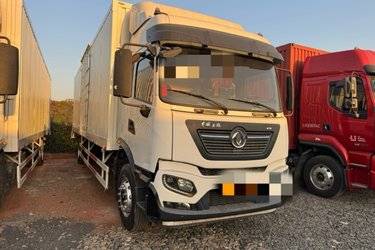 二手东风商用车 天锦KR重卡 舒适版 245马力 4X2 9.75米厢式载货车(国五) 单桥 东风康明斯二手载货车 黄牌