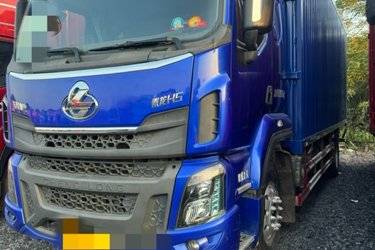 二手东风柳汽 乘龙H5中卡 245马力 4X2 6.8米厢式载货车(国六) 单桥 玉柴二手载货车 黄牌