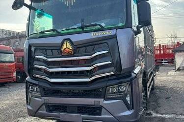 二手中国重汽 HOWO MAX 350马力 6X2 9.6米仓栅式载货车(国六)(9挡)(国六) 前四后四 曼二手载货车 黄牌