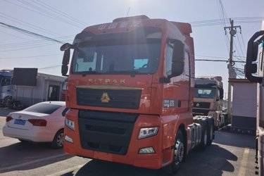 二手中国重汽 汕德卡SITRAK G7S重卡 610马力 6X4 AMT自动档牵引车(带液缓)(国六) 双驱 潍柴二手牵引车 黄牌图片