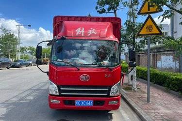 二手解放虎VH 2.5L柴油 160马力 法士特8档 气刹 4.16米单排仓栅式轻卡(国六) 单桥 云内动力二手载货车 蓝牌