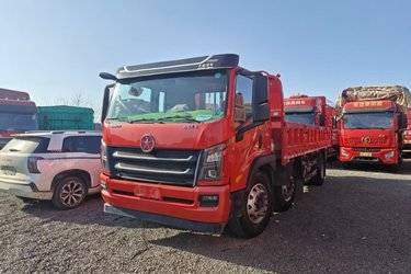 二手大运 祥龙 230马力 6X2 6.8米排半栏板载货车(国六) 前四后四 云内动力二手载货车 黄牌