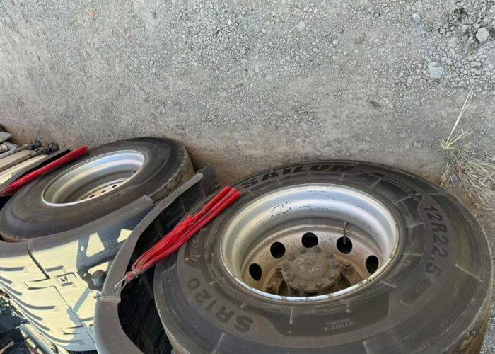 二手东风商用车 600马力 牵引车