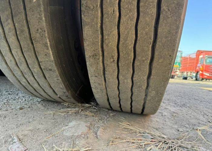 二手东风商用车 600马力 牵引车