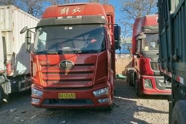 二手一汽解放 J6L中卡 精英版 240马力 4X2 6.75米仓栅式载货车(国五) 单桥 锡柴二手载货车 黄牌图片