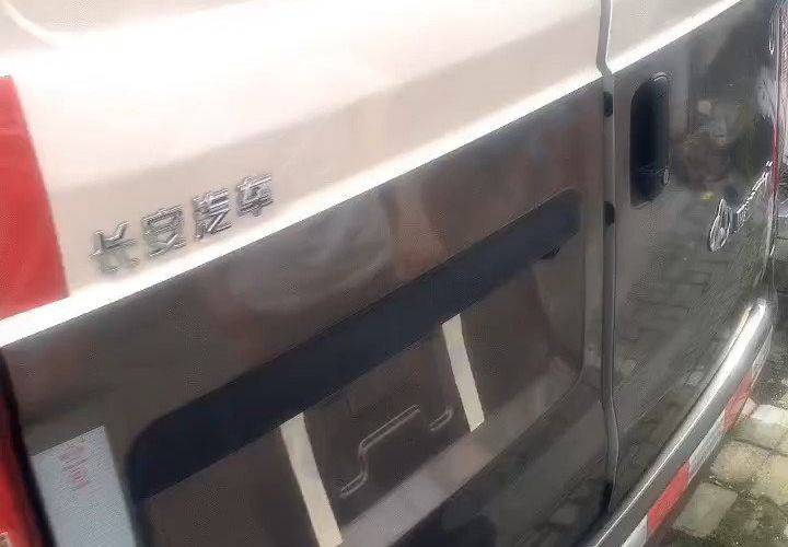 二手长安跨越 122马力 封闭货车