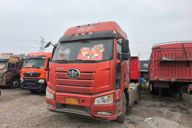 二手一汽解放 460马力 牵引车
