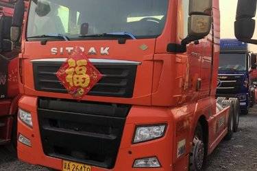 二手中国重汽 汕德卡SITRAK G7重卡 480马力 6X4 LNG牵引车(国六) 双驱 曼二手牵引车 黄牌图片