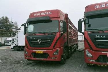 二手东风商用车 天龙KL重卡 居家版 300马力 6X2 9.6米仓栅式载货车(国六) 前四后四 雷诺二手载货车 黄牌图片