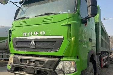 二手中国重汽 HOWO T7H重卡 480马力 8X4 8.5米自卸车(国五) 前四后八 曼二手自卸车 黄牌