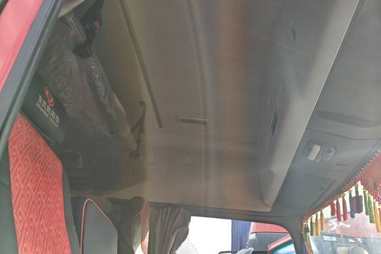 二手东风商用车 245马力 载货车