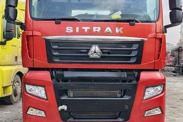 二手中国重汽 汕德卡SITRAK G7重卡 540马力 6X2R 牵引车(重汽12挡)(国五) 后提升 曼二手牵引车 黄牌图片