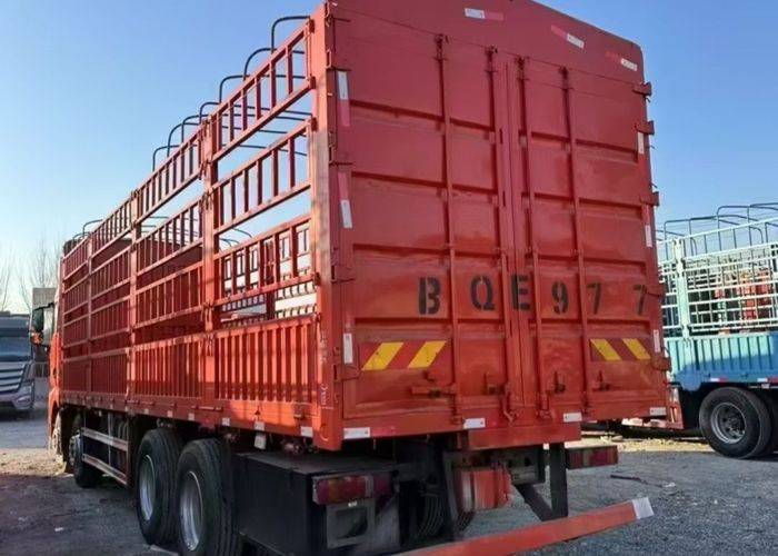 二手重汽汕德卡 480马力 载货车