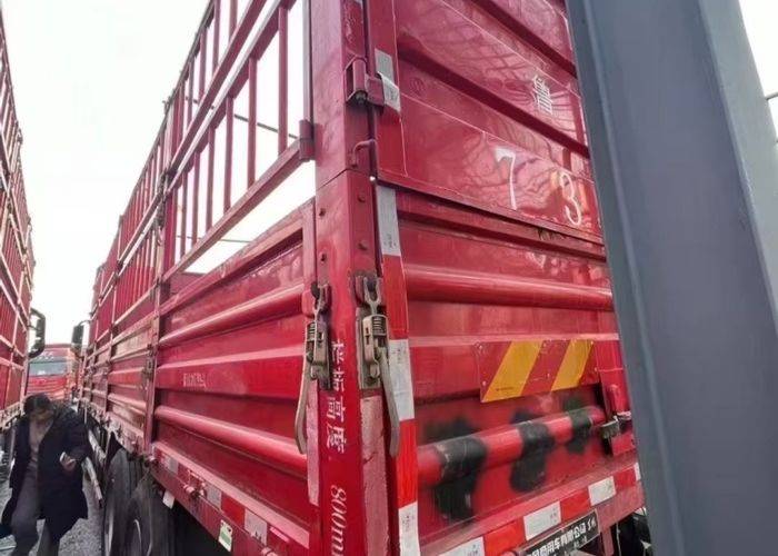 二手东风商用车 560马力 载货车