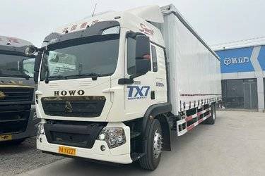 二手中国重汽 HOWO TX 290马力 4X2 9.6米翼开启厢式载货车(国六) 单桥 曼二手载货车 黄牌