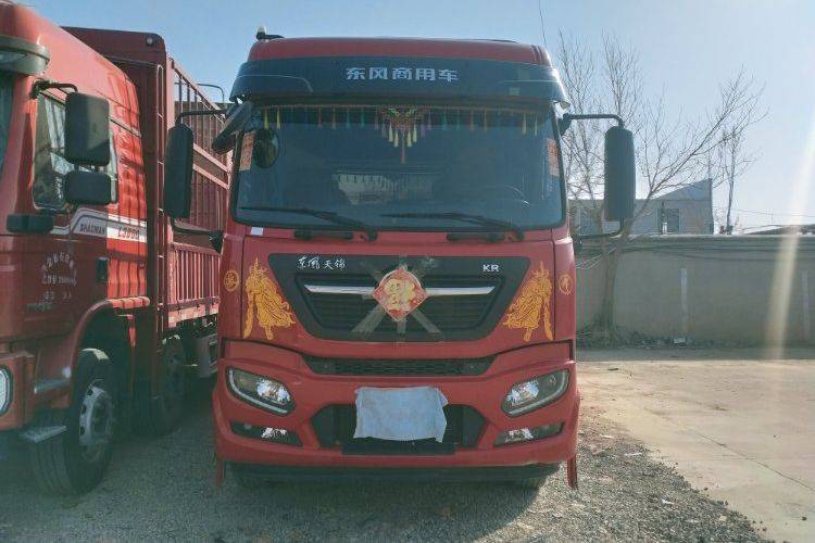 二手东风商用车 260马力 载货车