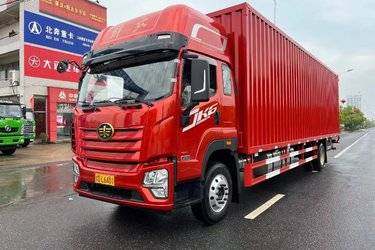 二手青岛解放 JK6中卡 290马力 4X2 9.75米厢式载货车(国六) 单桥 锡柴二手载货车 黄牌图片