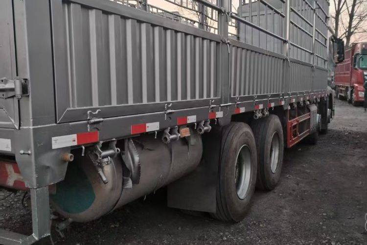 二手一汽解放 460马力 载货车
