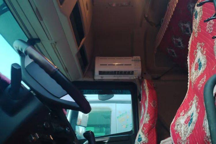二手一汽解放 460马力 载货车