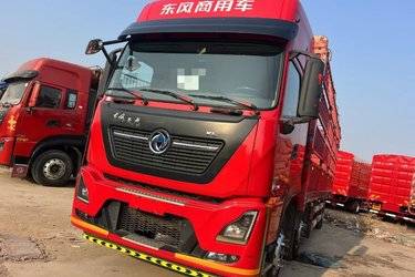 二手东风商用车 天龙KL 290马力 6X2 9.6米仓栅式载货车(国六) 前四后四 康明斯二手载货车 黄牌图片