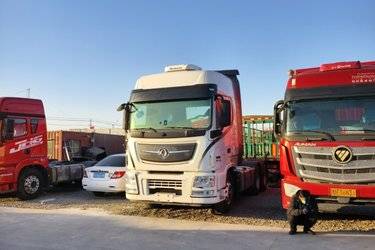 二手东风商用车 天龙旗舰KX 600马力 6X4牵引车(国六) 双驱 东风康明斯二手牵引车 黄牌图片