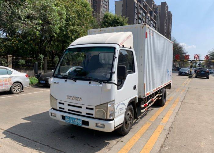 二手庆铃五十铃 98马力 载货车