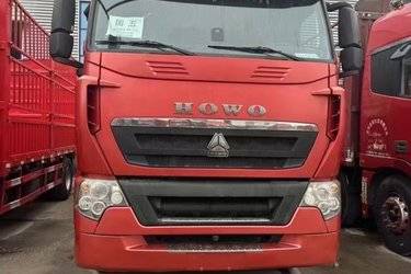 二手中国重汽 HOWO T7H重卡 440马力 8X4 9.5米仓栅式载货车(国五) 前四后八 曼二手载货车 黄牌图片