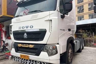 二手中国重汽 HOWO T7H重卡 540马力 6X4牵引车(国五) 双驱 曼二手牵引车 黄牌