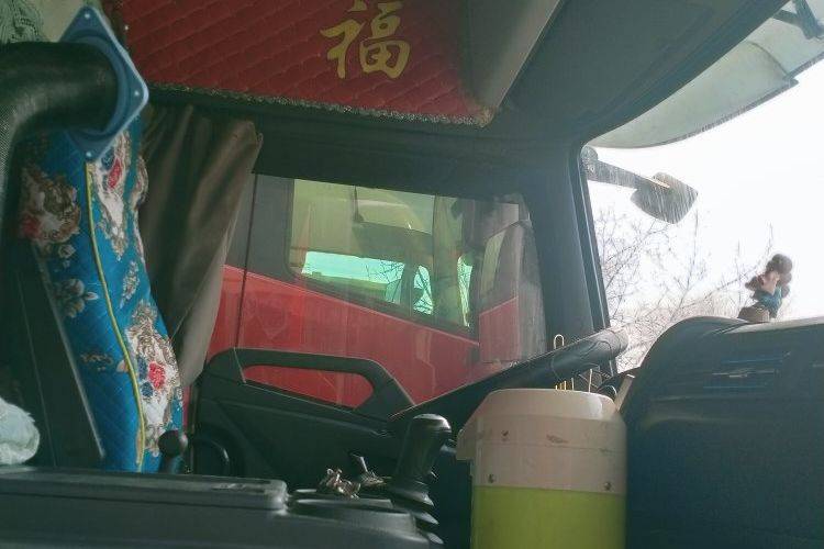 二手东风商用车 245马力 载货车