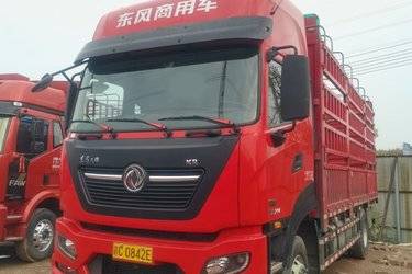 二手东风商用车 天锦KR PLUS 舒适版 290马力 4X2 6.8米仓栅式载货车(国六)(高顶双卧)(国六) 单桥 东风康明斯二手载货车 黄牌图片