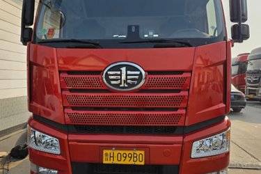 二手一汽解放 J6P 460马力 6X4牵引车(国六) 双驱 锡柴二手牵引车 黄牌