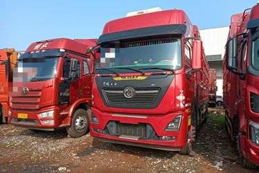 二手东风商用车 天龙KL重卡 465马力 8X4 9.4米仓栅式载货车(国五) 前四后八 雷诺二手载货车 黄牌