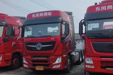 二手东风商用车 天龙旗舰KX 王者版 600马力 6X4 AMT自动挡牵引车(国六) 双驱 东风康明斯二手牵引车 黄牌