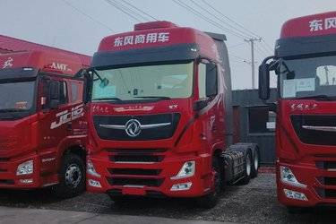 二手东风商用车 天龙旗舰KX 王者版 600马力 6X4 AMT自动挡牵引车(国六) 双驱 东风康明斯二手牵引车 黄牌