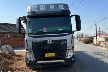 二手中国重汽成都商用车 豪沃V5-X 270马力 4X2 6.8米仓栅式载货车(国六) 单桥 曼二手载货车 黄牌图片