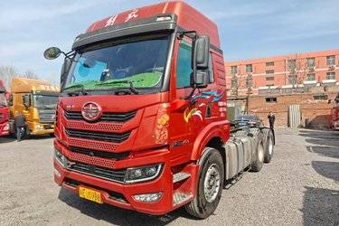 二手青岛解放 悍V重卡 460马力 6X4牵引车(国五) 双驱 潍柴二手牵引车 黄牌图片