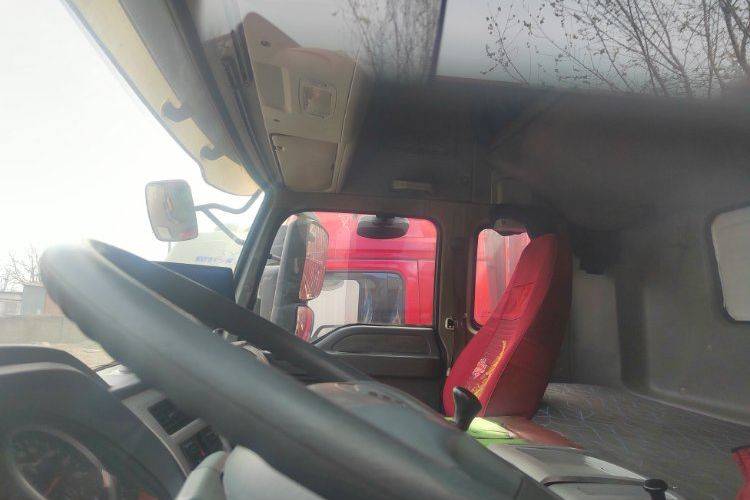 二手欧曼重卡(原福田欧曼) 260马力 载货车