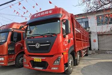 二手东风商用车 天龙KL重卡 居家版 300马力 6X2 9.6米仓栅式载货车(国六) 前四后四 雷诺二手载货车 黄牌图片