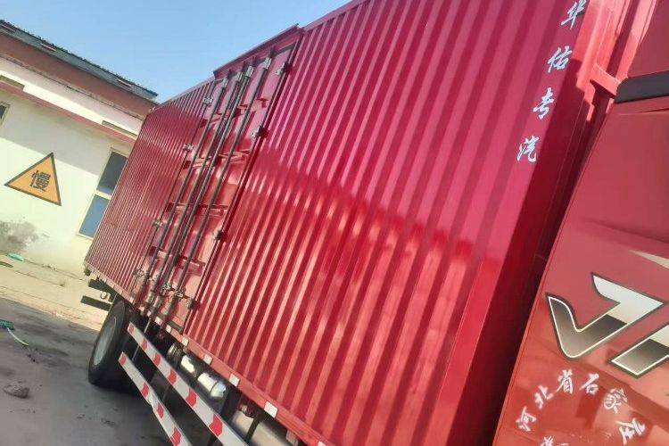 二手青岛解放 320马力 载货车