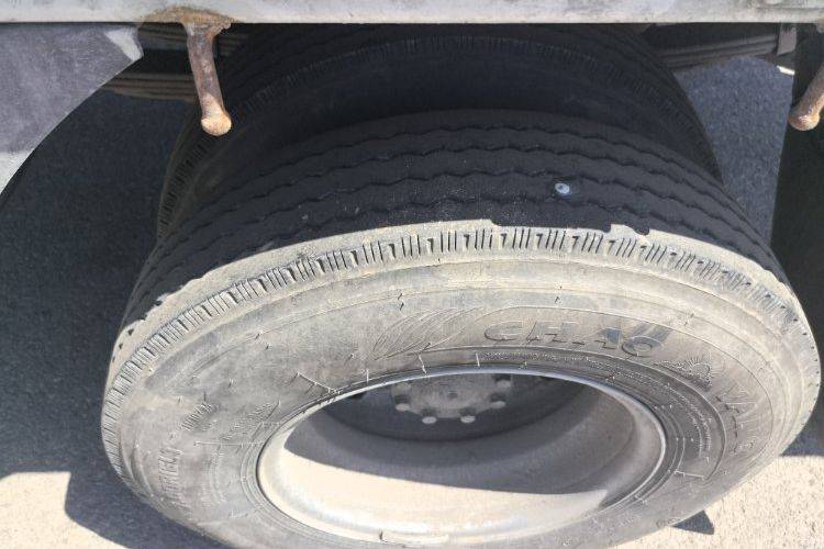 二手福田欧马可 160马力 载货车