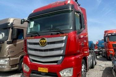 二手福田 欧曼EST 6系重卡 560马力 6X4牵引车(液缓)(国五) 双驱 康明斯二手牵引车 黄牌图片