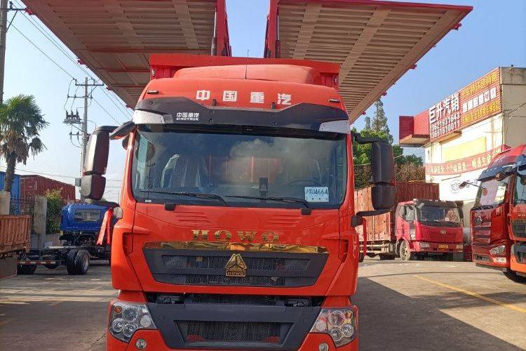 二手重汽豪沃(HOWO) 290马力 载货车